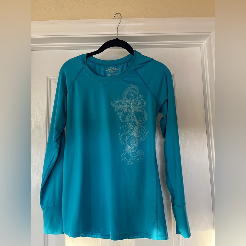 SnowAngel sun tee